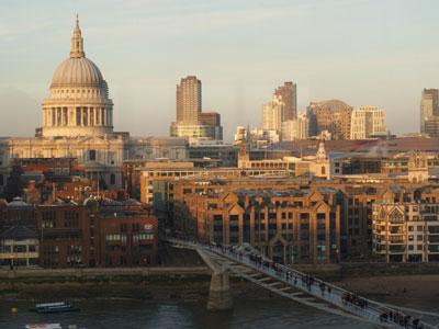 London St Pauls view from Tate Modern daytime