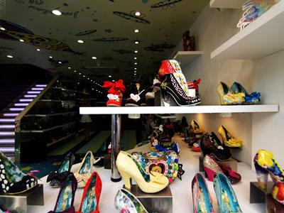 London Soho Carnaby Street, Ireegular Shoes