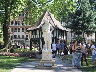 London Soho Square